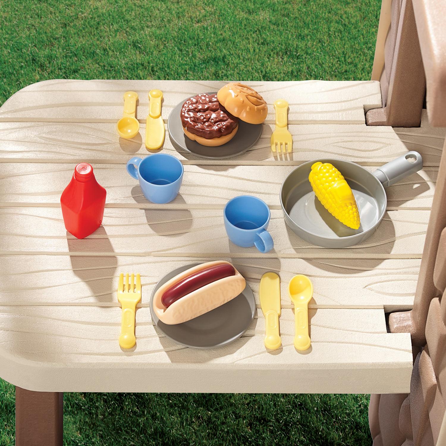 Picnic on the Patio? Playhouse - Image 3