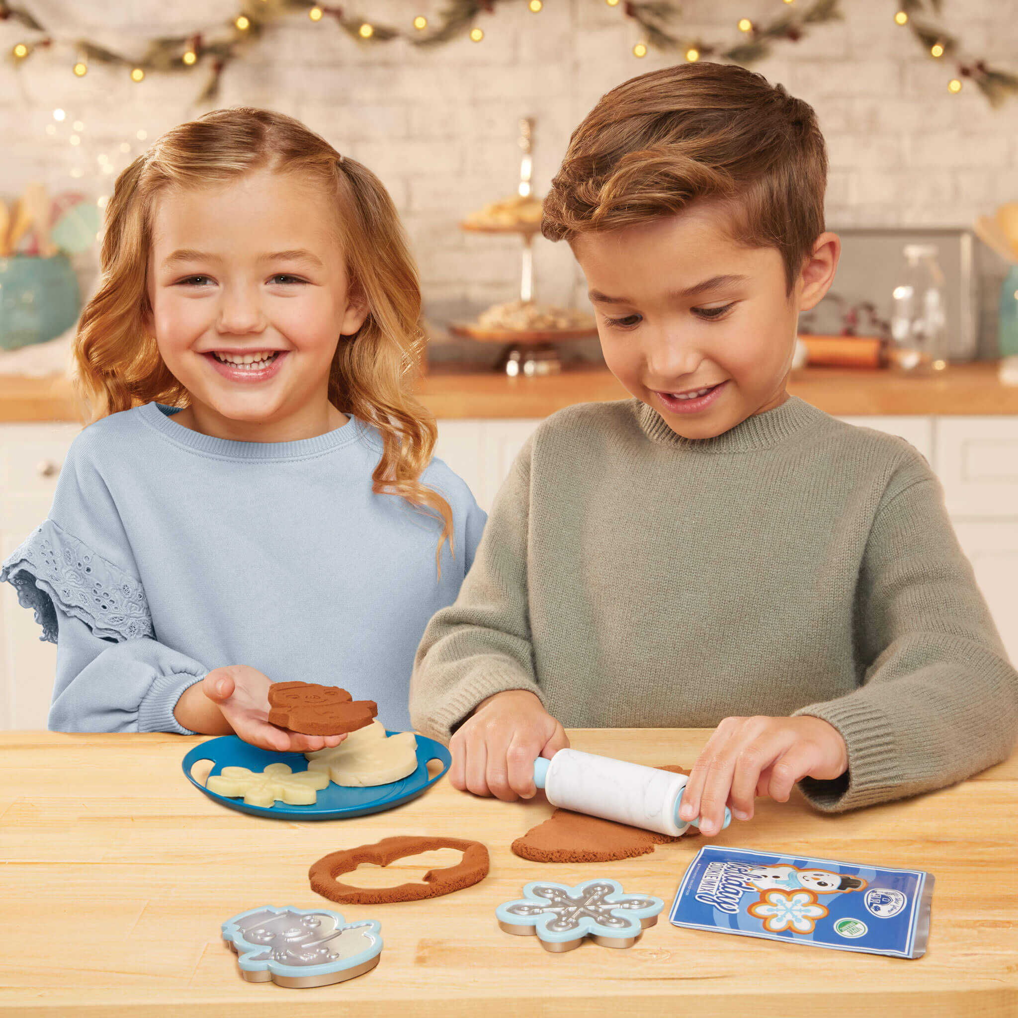 Creative Chefs? Holiday Cookie Kit - Image 2