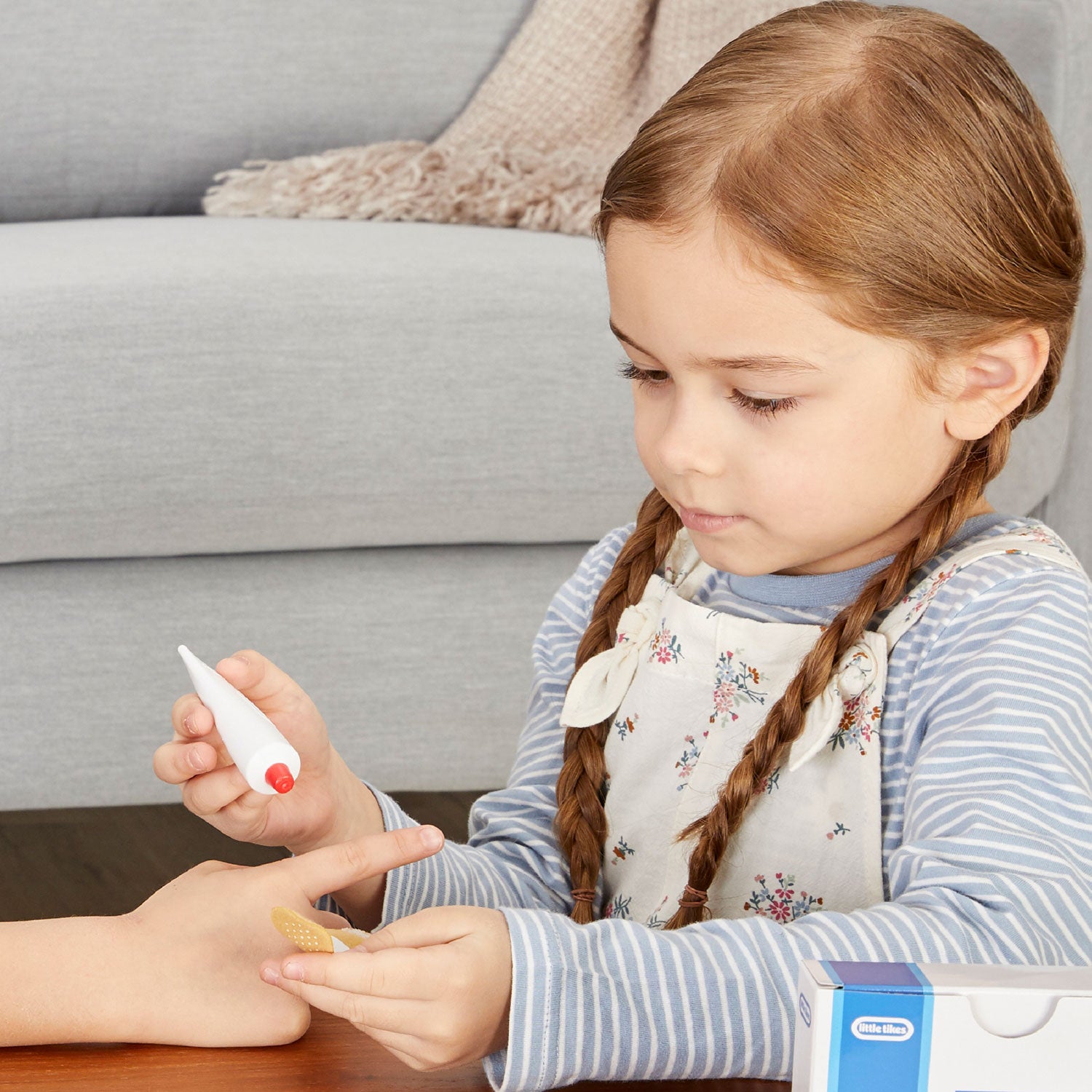 First Aid Kit - Image 4